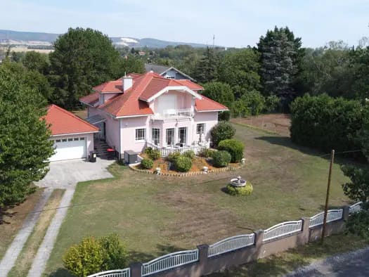 Immobilie in Neufeld an der Leitha - Haus zum Kauf - Neufeld an der Leitha - 998.000 € - 165 m², 2.071 m² Grundstück - Bild 0