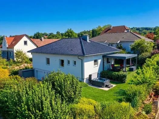 Immobilie in Michelhausen - Haus zum Kauf - Michelhausen - 490.000 € - 4 Zimmer, 101 m², 583 m² Grundstück - Bild 0
