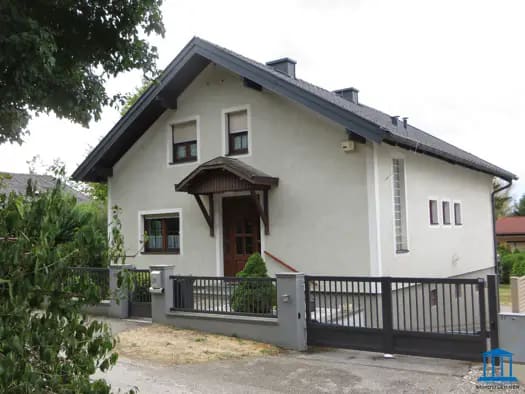 Immobilie in Katzelsdorf - Haus zum Kauf - Katzelsdorf - 450.000 € - 6 Zimmer, 137 m², 638 m² Grundstück - Bild 0