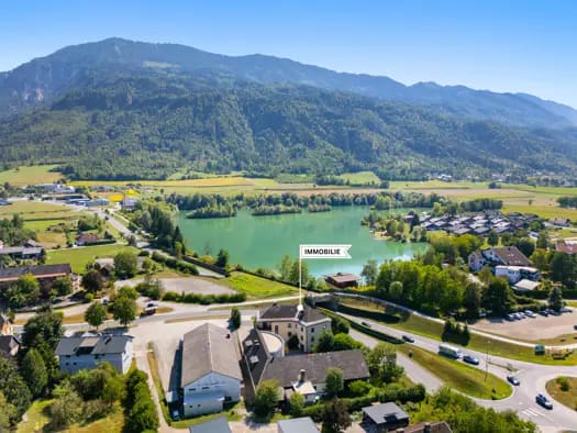 Immobilie in Ferlach - Mehrfamilienhaus zum Kauf - Ferlach - 395.000 € - 15 Zimmer, 350 m², 1.070 m² Grundstück - Bild 0