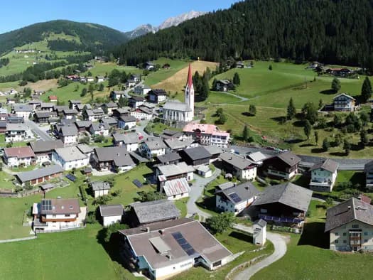 Immobilie in Lesachtal - Einfamilienhaus zum Kauf - Lesachtal - 290.000 € - 5 Zimmer, 159 m², 800 m² Grundstück, frei ab sofort - Bild 2