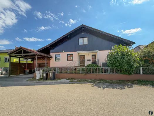 Immobilie in Sieghartskirchen - Einfamilienhaus zum Kauf - Sieghartskirchen - 580.000 € - 5 Zimmer, 160,1 m², 700 m² Grundstück - Bild 0