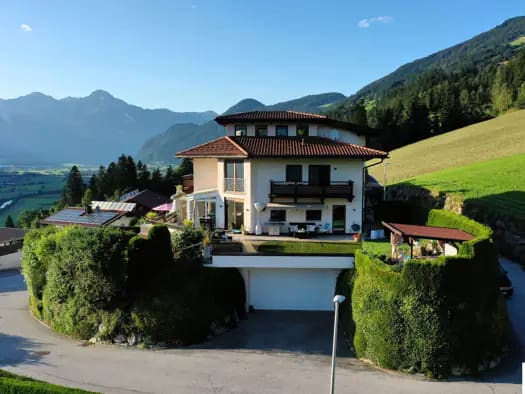 Immobilie in Hart im Zillertal - Haus zum Kauf - Hart im Zillertal - 1.450.000 € - 310 m², 810 m² Grundstück - Bild 1