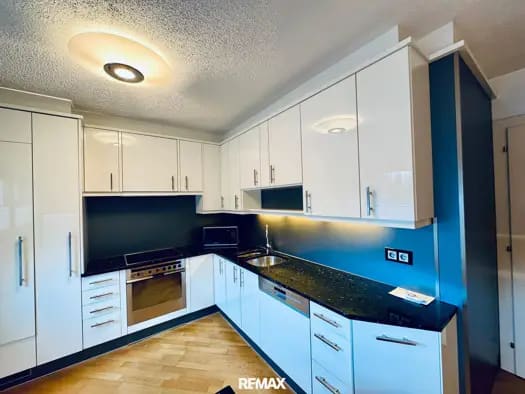 Immobilie in Hainzenberg - Wohnung zum Kauf - Hainzenberg - 435.000 € - 4 Zimmer, 98 m², EG - Bild 1