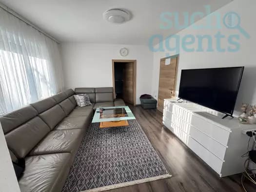 Immobilie in Pasching - Mehrfamilienhaus zum Kauf - Pasching - 799.000 € - 8 Zimmer, 385 m², 739 m² Grundstück - Bild 1