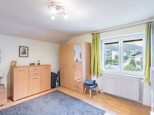 Immobilie in Jenbach - Mehrfamilienhaus zum Kauf - Jenbach - 820.000 € - 12,5 Zimmer, 309,6 m², 650 m² Grundstück - Bild 2