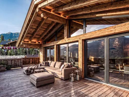 Immobilie in Aurach bei Kitzbühel - Haus zum Kauf - Erstbezug - Aurach bei Kitzbühel - 5.975.000 € - 407 m², 721 m² Grundstück - Bild 2