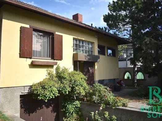 Immobilie in Pfaffstätten - Einfamilienhaus zum Kauf - Pfaffstätten - 670.000 € - 4 Zimmer, 111,1 m², 981 m² Grundstück - Bild 1