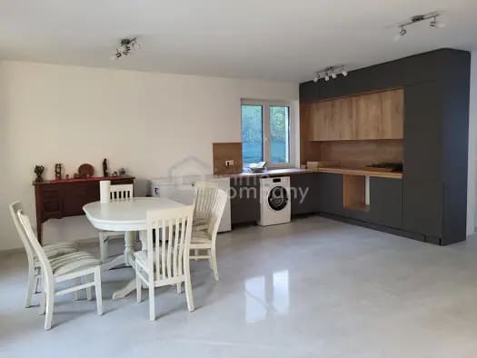 Immobilie in Alland - Doppelhaushälfte zum Kauf - Alland - 650.000 € - 137 m², 375 m² Grundstück - Bild 1