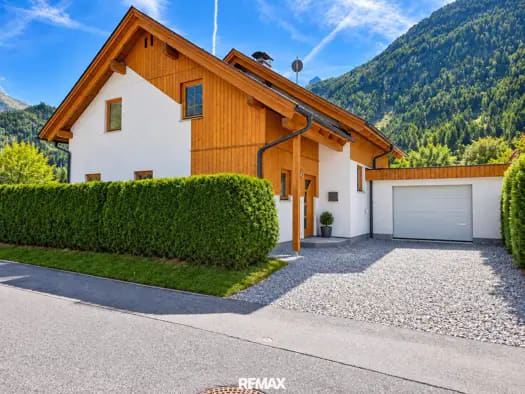 Immobilie in Längenfeld - Einfamilienhaus zum Kauf - Längenfeld - 790.000 € - 6 Zimmer, 220 m², 348 m² Grundstück - Bild 2
