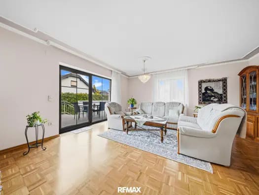 Immobilie in Ebreichsdorf - Einfamilienhaus zum Kauf - Ebreichsdorf - 649.000 € - 6 Zimmer, 200 m², 638 m² Grundstück - Bild 1