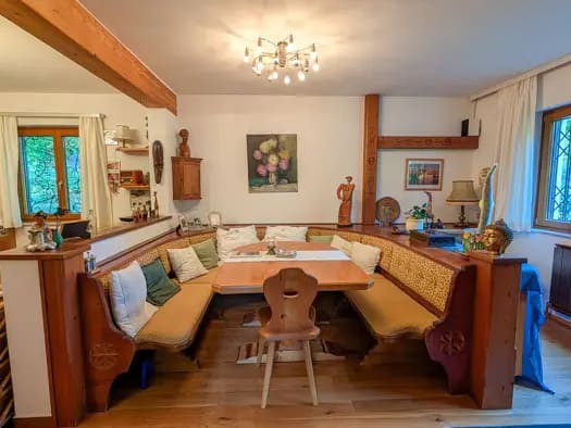 Immobilie in Sieghartskirchen - Einfamilienhaus zum Kauf - Sieghartskirchen - 690.000 € - 7 Zimmer, 188 m², 1.083 m² Grundstück - Bild 2