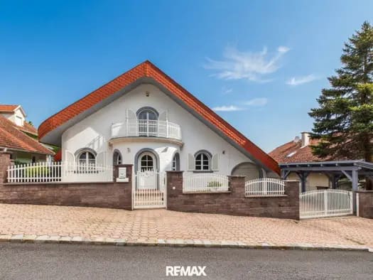 Immobilie in Oberloisdorf - Einfamilienhaus zum Kauf - Oberloisdorf - 650.000 € - 7,5 Zimmer, 225 m², 900 m² Grundstück - Bild 1