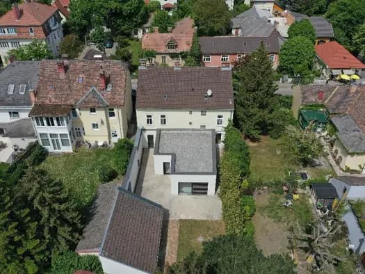 Immobilie in Baden - Mehrfamilienhaus zum Kauf - Baden - 1.090.000 € - 7 Zimmer, 279 m², 955 m² Grundstück - Bild 0