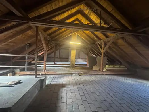 Immobilie in Baden - Mehrfamilienhaus zum Kauf - Baden - 1.090.000 € - 7 Zimmer, 279 m², 955 m² Grundstück - Bild 2