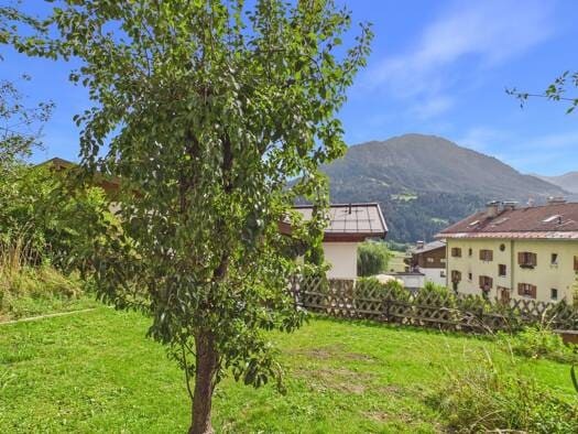 Immobilie in Kirchberg in Tirol - Doppelhaushälfte zum Kauf - Kirchberg in Tirol - 905.000 € - 9 Zimmer, 192 m² - Bild 1