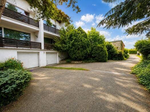 Immobilie in Brunn am Gebirge - Mehrfamilienhaus zum Kauf - Brunn am Gebirge - 709.000 € - 9 Zimmer, 270 m², 1.883 m² Grundstück - Bild 0
