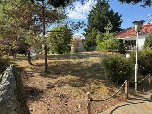 Immobilie in Strasshof an der Nordbahn - Bungalow zum Kauf - Strasshof an der Nordbahn - 580.000 € - 4 Zimmer, 120 m², 1.274 m² Grundstück - Bild 0