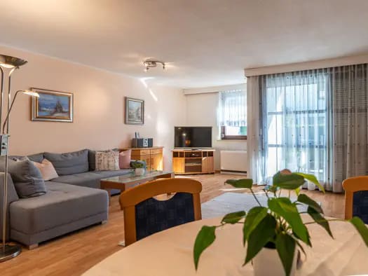 Immobilie in Völs - Reihenmittelhaus zum Kauf - Völs - 695.000 € - 5 Zimmer, 130 m², 149 m² Grundstück - Bild 1