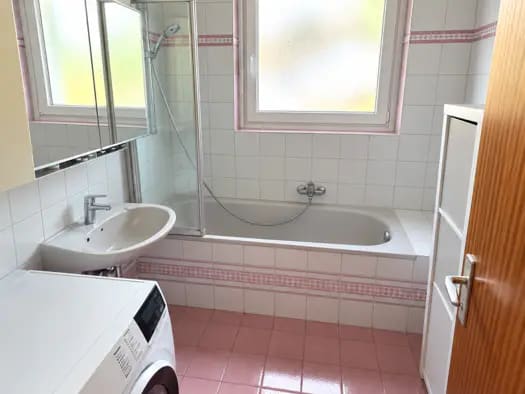 Immobilie in Guntramsdorf - Wohnung zum Kauf - Guntramsdorf - 275.000 € - 3 Zimmer, 77,1 m² - Bild 2