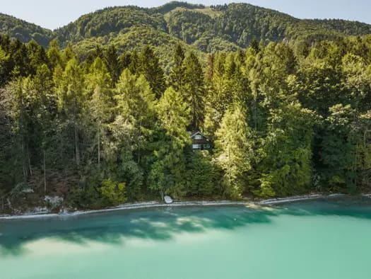 Immobilie in Fuschl am See - Einfamilienhaus zum Kauf - Fuschl am See - 1.890.000 € - 3 Zimmer, 85,6 m², 1.405 m² Grundstück - Bild 1