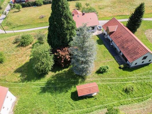 Immobilie in Sankt Ruprecht an der Raab - Einfamilienhaus zum Kauf - Sankt Ruprecht an der Raab - 1.500.000 € - 6 Zimmer, 219 m², 80.522 m² Grundstück - Bild 2