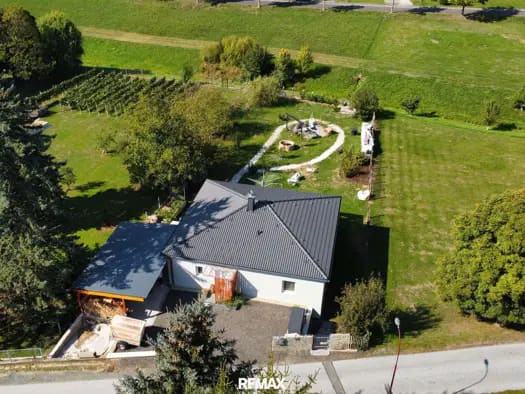 Immobilie in Eltendorf - Bungalow zum Kauf - Eltendorf - 270.000 € - 3 Zimmer, 93 m², 1.039 m² Grundstück - Bild 0