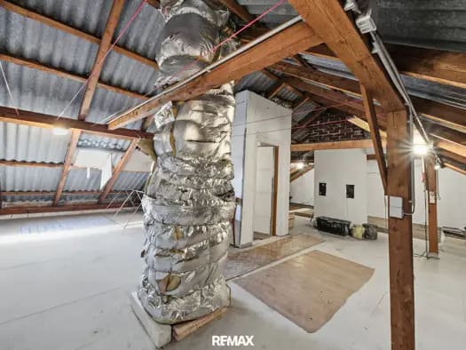 Immobilie in Niederhollabrunn - Einfamilienhaus zum Kauf - Niederhollabrunn - 375.000 € - 4,5 Zimmer, 93 m², 340 m² Grundstück - Bild 2