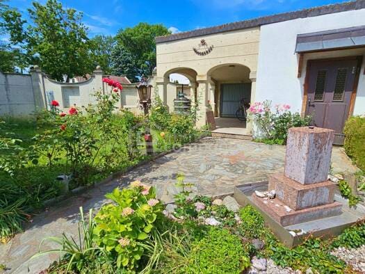 Immobilie in Trautmannsdorf an der Leitha - Mehrfamilienhaus zum Kauf - Trautmannsdorf an der Leitha - 490.000 € - 5 Zimmer, 179 m², 413 m² Grundstück, frei ab 15.10.2026 - Bild 0