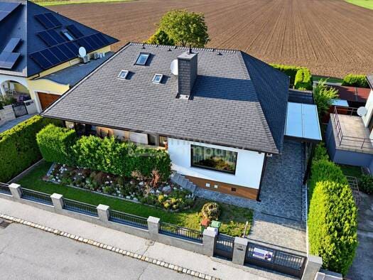 Immobilie in Sommerein - Haus zum Kauf - Sommerein - 389.000 € - 5 Zimmer, 158,5 m², 600 m² Grundstück - Bild 0