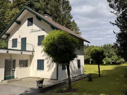 Immobilie in Weißenstein - Haus zum Kauf - Weißenstein - 359.000 € - 160 m², 12.000 m² Grundstück - Bild 0