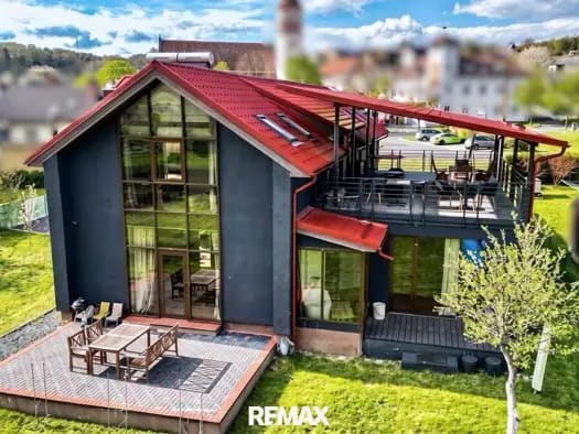 Immobilie in Güttenbach - Haus zum Kauf - Güttenbach - 590.000 € - 7 Zimmer, 256 m², 1.728 m² Grundstück - Bild 0