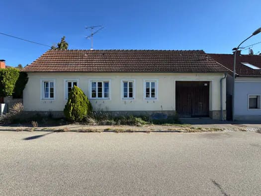 Immobilie in Riegersburg - Einfamilienhaus zum Kauf - Riegersburg - 79.000 € - 3 Zimmer, 100 m², 250 m² Grundstück - Bild 0