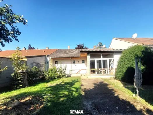 Immobilie in Halbturn - Einfamilienhaus zum Kauf - Halbturn - 280.000 € - 4,5 Zimmer, 120,4 m², 640 m² Grundstück - Bild 1