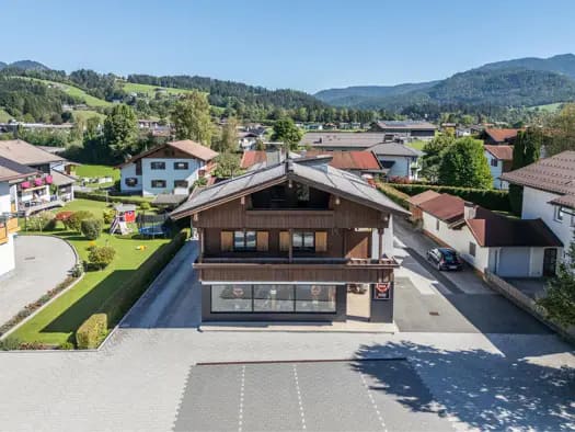Immobilie in Kössen - Haus zum Kauf - Kössen - 895.000 € - 5 Zimmer, 240 m² - Bild 0