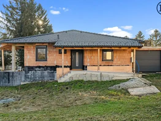 Immobilie in Marchegg - Bungalow zum Kauf - Erstbezug - Marchegg - 240.000 € - 4 Zimmer, 89 m², 879 m² Grundstück, frei ab sofort - Bild 1
