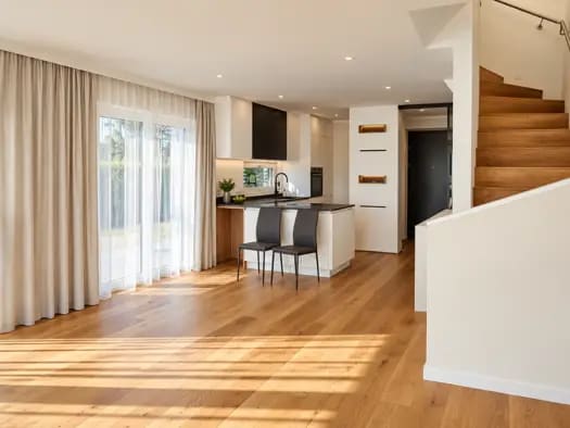 Immobilie in Mattsee - Doppelhaushälfte zum Kauf - Mattsee - 970.000 € - 4 Zimmer, 115 m², 1.913 m² Grundstück - Bild 1