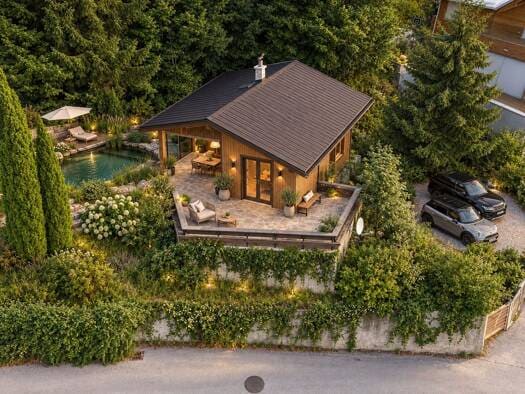 Immobilie in Hof bei Salzburg - Ferienhaus zum Kauf - Hof bei Salzburg - 395.000 € - 3 Zimmer, 38 m², 734 m² Grundstück - Bild 1