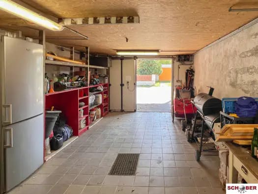 Immobilie in Ebreichsdorf - Mehrfamilienhaus zum Kauf - Ebreichsdorf - 680.000 € - 7 Zimmer, 240 m², 563 m² Grundstück - Bild 2