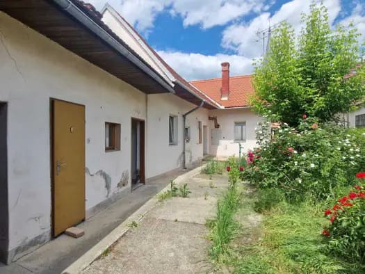 Immobilie in Haugsdorf - Einfamilienhaus zum Kauf - Haugsdorf - 94.900 € - 3 Zimmer, 90 m², 311 m² Grundstück - Bild 0