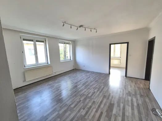 Immobilie in Hallein - Wohnung zum Kauf - Hallein - 238.000 € - 3 Zimmer, 72,3 m², 2. Geschoss - Bild 0