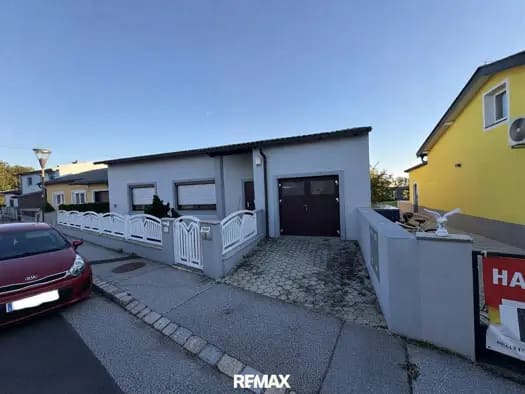 Immobilie in Enzersdorf an der Fischa - Einfamilienhaus zum Kauf - Enzersdorf an der Fischa - 498.000 € - 5 Zimmer, 120 m², 890 m² Grundstück - Bild 0
