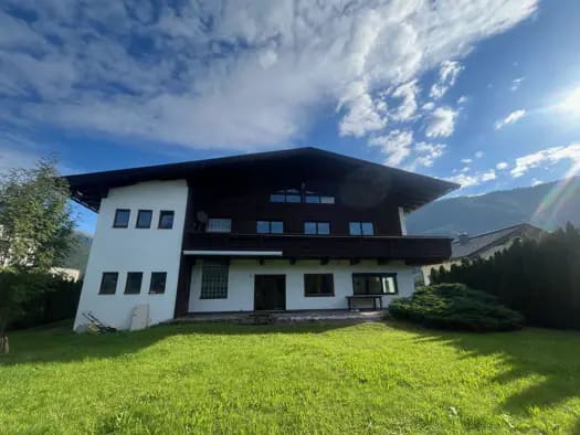 Immobilie in Kirchdorf in Tirol - Mehrfamilienhaus zum Kauf - Kirchdorf in Tirol - 1.100.000 € - 11 Zimmer, 186 m², 900 m² Grundstück - Bild 1
