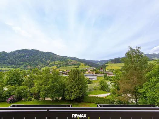 Immobilie in Sankt Johann im Pongau - Wohnung zum Kauf - Sankt Johann im Pongau - 179.000 € - 3,5 Zimmer, 73 m² - Bild 2