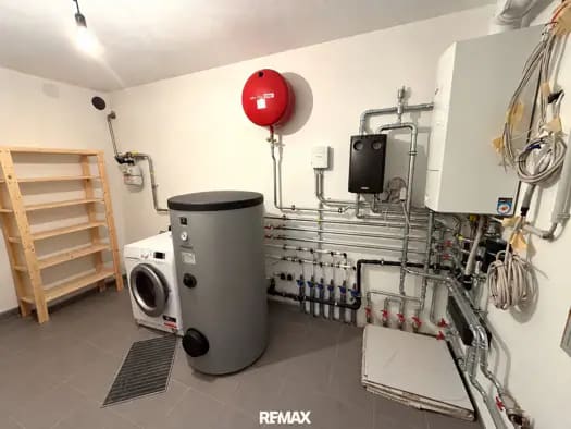 Immobilie in Pöttsching - Einfamilienhaus zum Kauf - Pöttsching - 550.000 € - 7 Zimmer, 210 m², 403 m² Grundstück - Bild 2