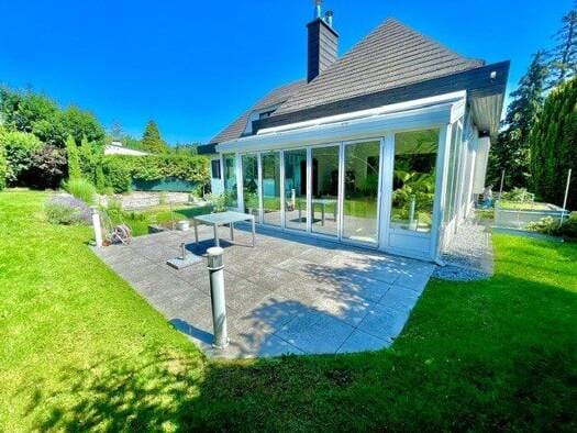 Immobilie in Maria Enzersdorf - Einfamilienhaus zum Kauf - Maria Enzersdorf - 1.400.000 € - 6,5 Zimmer, 315 m², 935 m² Grundstück - Bild 1