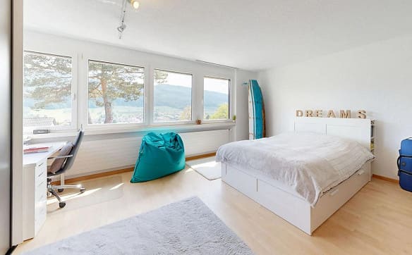 Immobilie in Hofstetten So - Stilvolles 5.5-Zimmer-Einfamilienhaus mit Doppelgarage und Innenpool - Bild 5