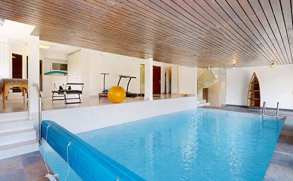 Immobilie in Hofstetten So - Stilvolles 5.5-Zimmer-Einfamilienhaus mit Doppelgarage und Innenpool - Bild 9