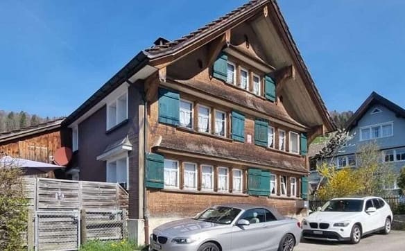 Immobilie in Ennetbühl - Historisches 5.5 Zimmer-Liebhaberobjekt - Bild 0
