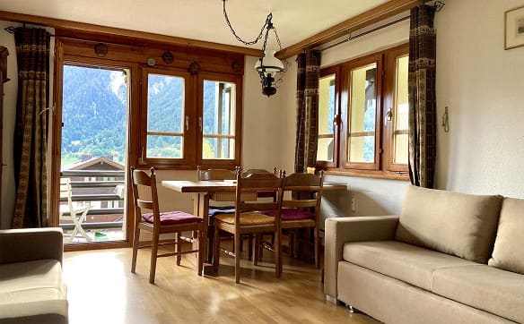 Immobilie in Ernen - Helle Eck-Wohnung mit Süd-West-Balkon  - Bild 0